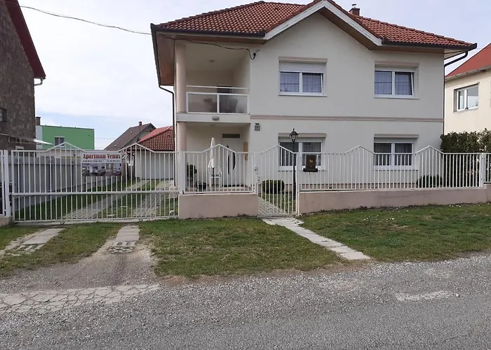 Venus * ヘーヴィーズ